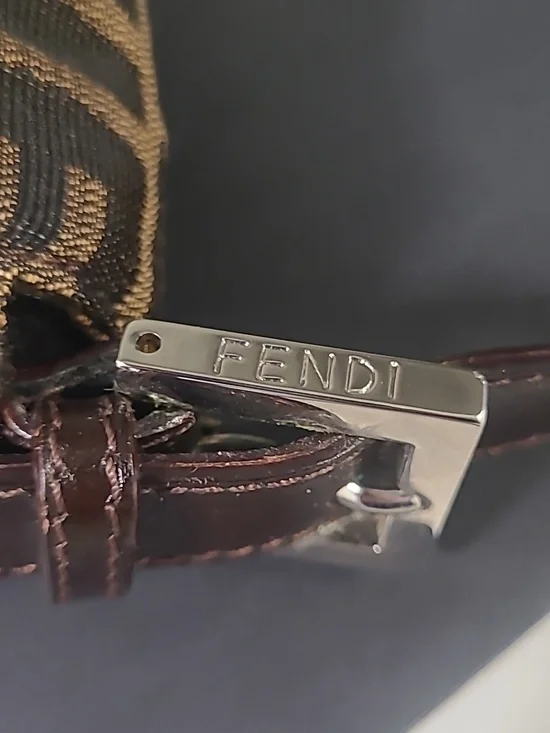 Authentic FENDI - Picture 9 of 16